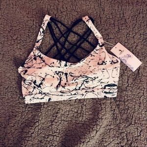Strappy Sports Bra (LULU EXPOSURE)